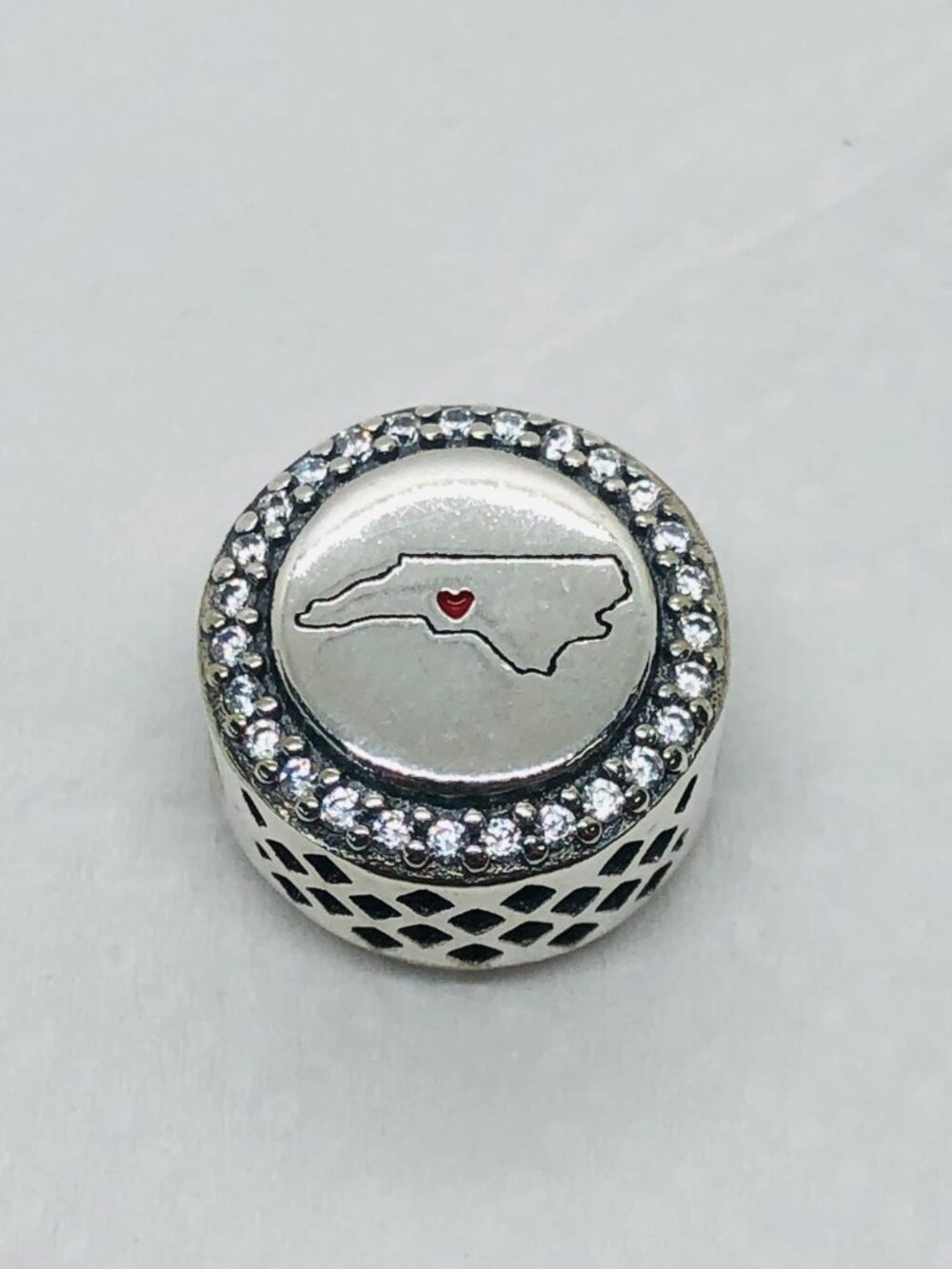✨ ✨Pandora North Carolina Map Exclusive Bead Charm S925 Silver with box